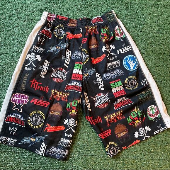 Vintage WWE Shorts Youth Ft. Kane John Cena Triple H Rey Mysterio & More Medium - Picture 6 of 12